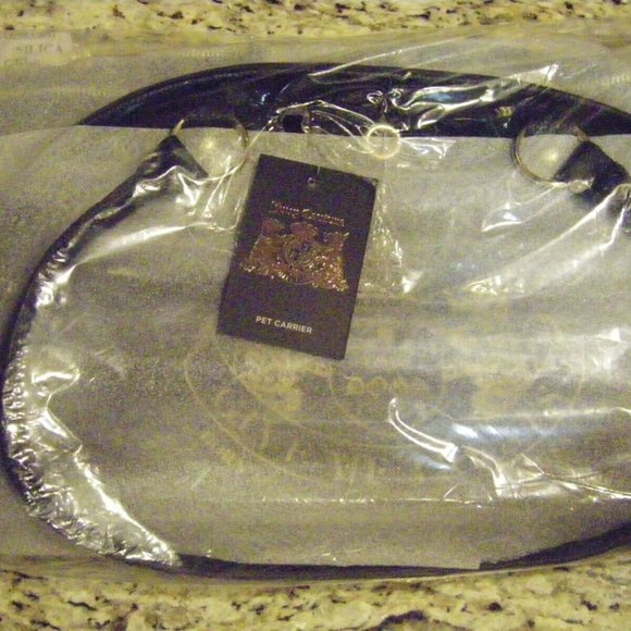 Juicy Couture Pet Carrier Crown Black Faux Suede Small Dog Cat Carrier 10 lbs. - Picture 13 of 15